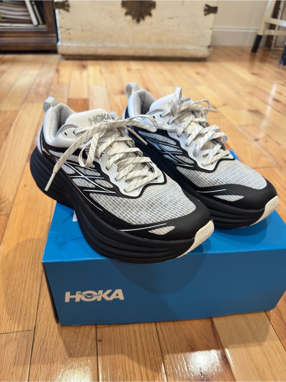 HOKA Bondi 8 TS Caged Stealth/Tech - Frost Black Men 8.5 / Women 9.5 NEW